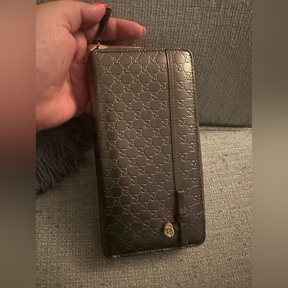Grey Gucci Guccissima Zippy wallet - Picture 5 of 10